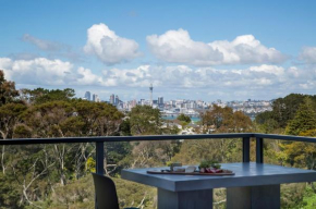 Exceptional Executive Home, Auckland
